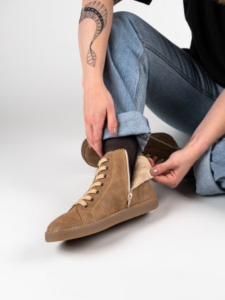 Colder days ahead? ❄️ Stay warm and cozy in our new ALEX barefoot boots. 🖤 #Bohempia #BarefootShoes #BarefootWinter...